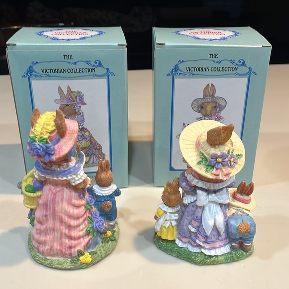 Victorian Collection Rabbit Figurines - Picture 7 of 13